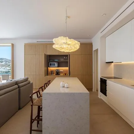 Lilium Iii - Panoramic View Over Psarou Bay! *