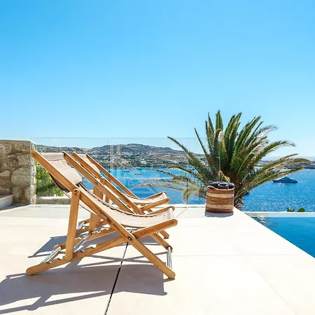 Lilium Iii - Panoramic View Over Psarou Bay!