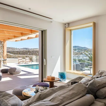 Lilium Iii - Panoramic View Over Psarou Bay!