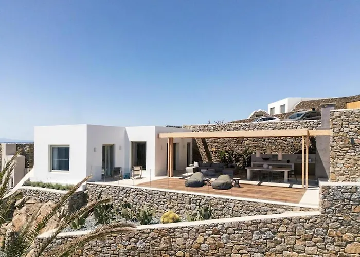 Lilium Iii - Panoramic View Over Psarou Bay! Villa Psarrou